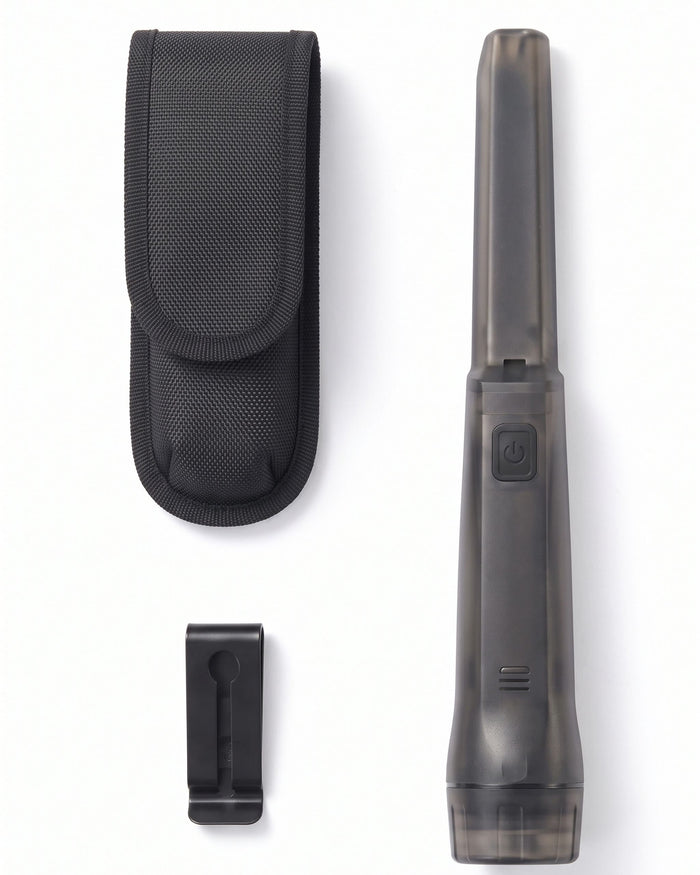 Pinpointer Ordetect gris fumé translucide avec étui de ceinture en nylon noir et clip métallique, sur fond blanc
